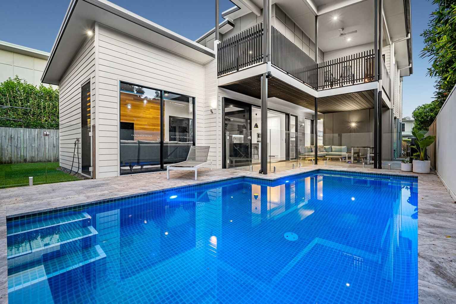 7 Waterline Close Mount Coolum