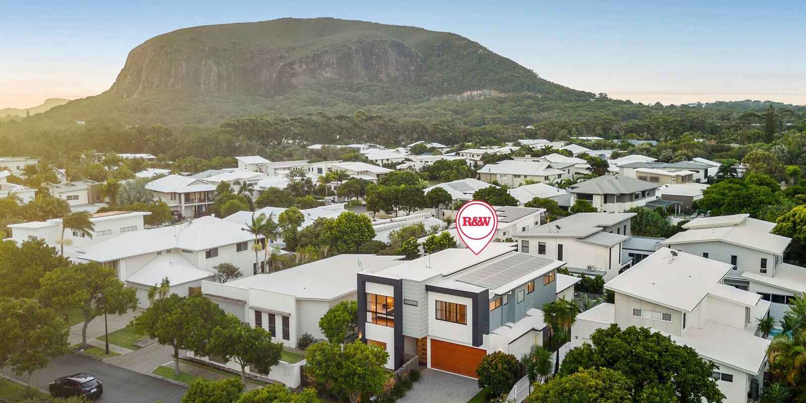 7 Waterline Close Mount Coolum