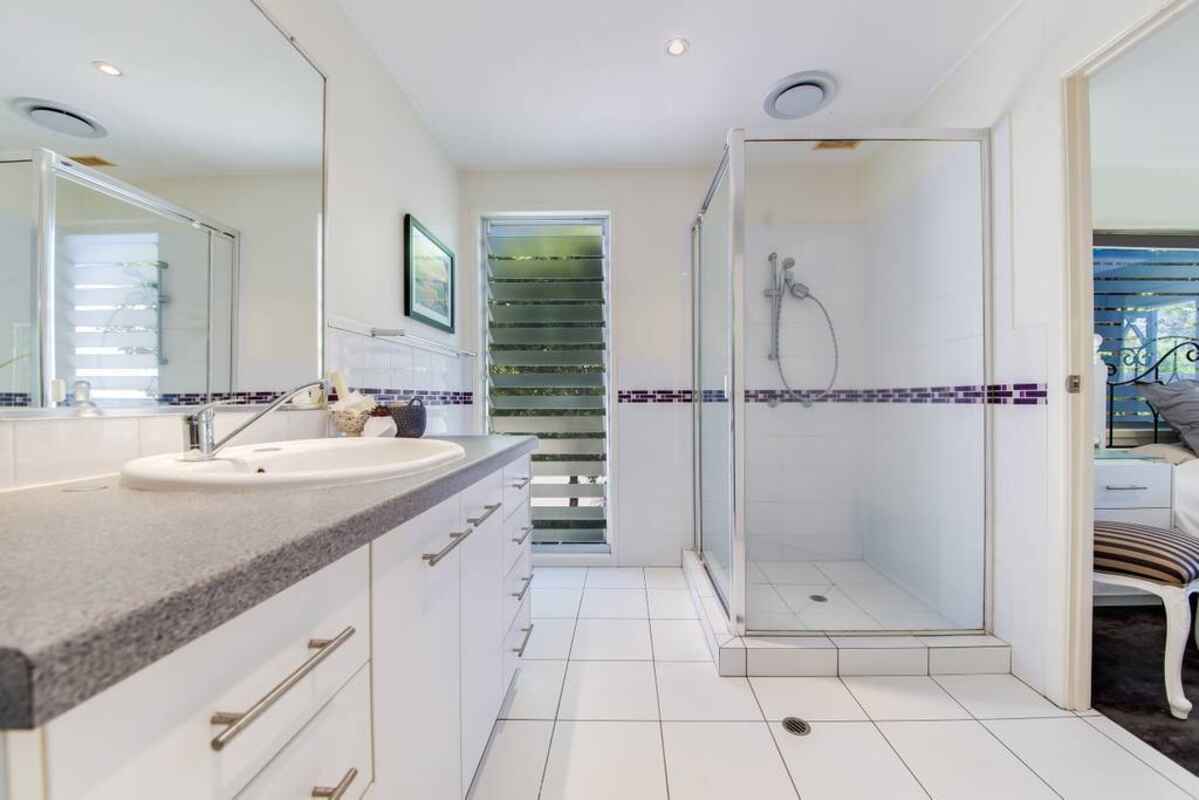 33 Yinneburra Street Yaroomba 33 Yinneburra Street Yaroomba