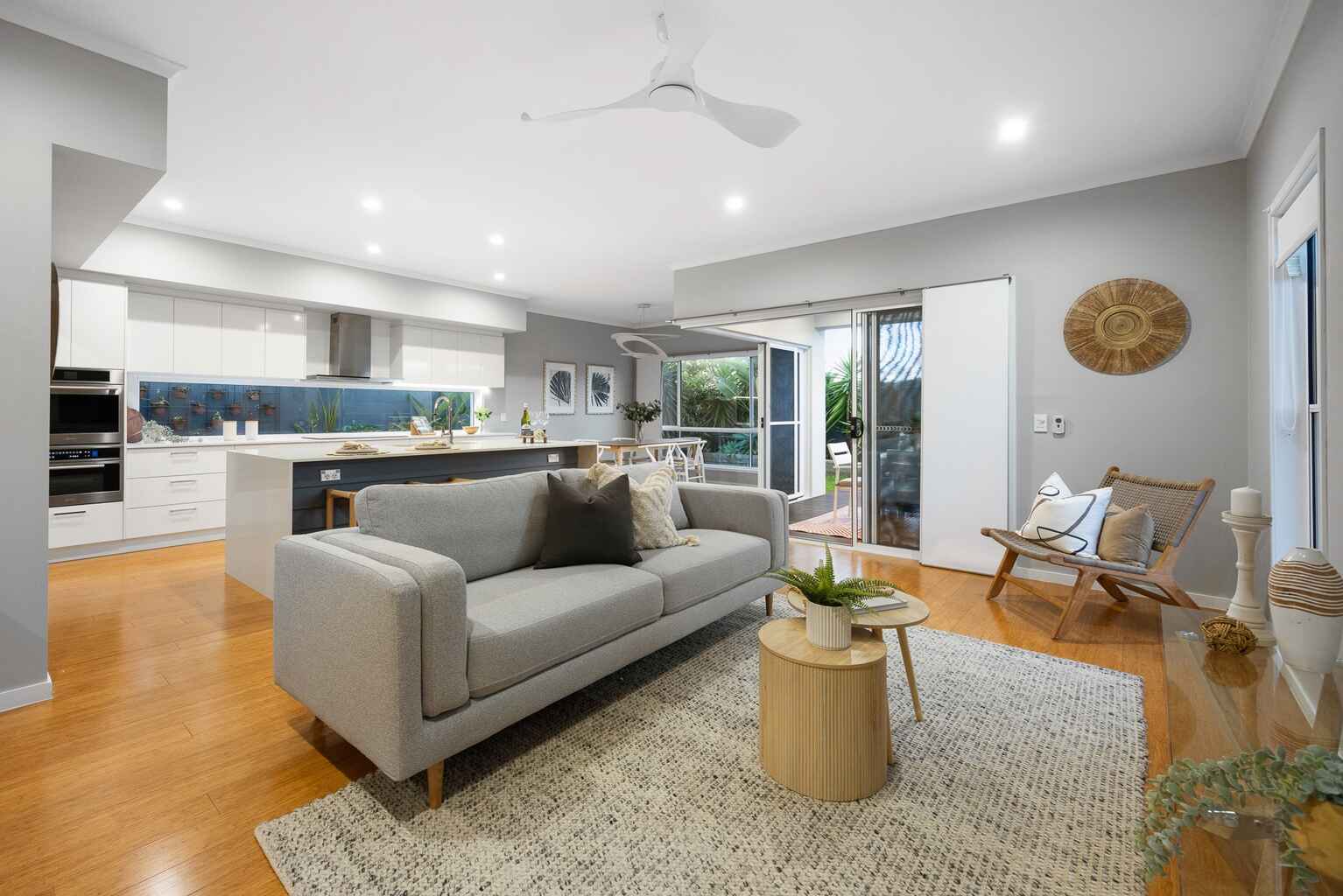 5 Kings Bay Street Yaroomba 5 Kings Bay Street Yaroomba