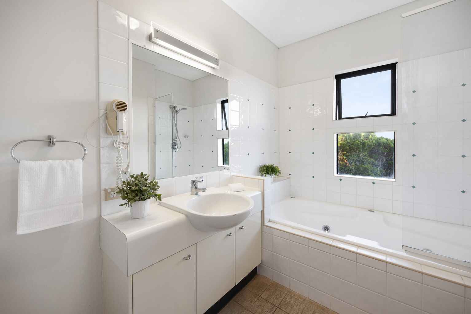 Bay 26/1 Terrace Coolum Beach