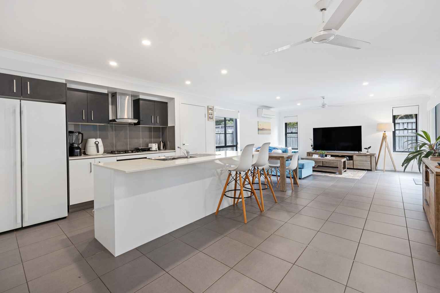 61 Viola Square Peregian Springs