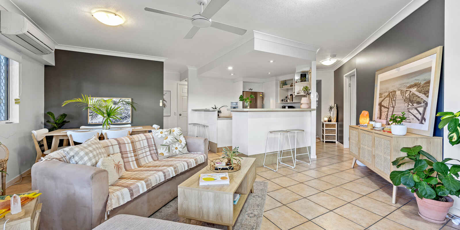 2/23 Beach Road Coolum Beach