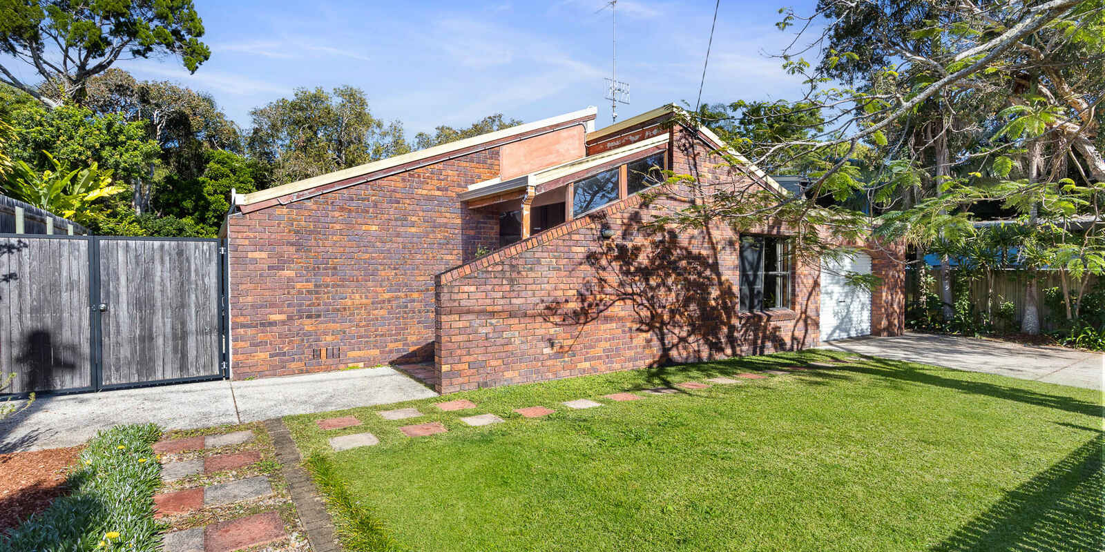 7 Boward Close Yaroomba