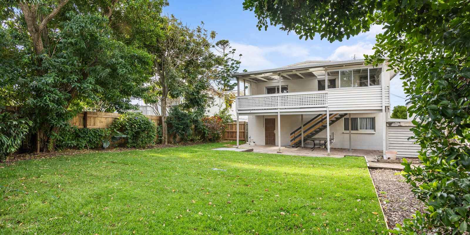 33 Pacific Avenue Sunshine Beach