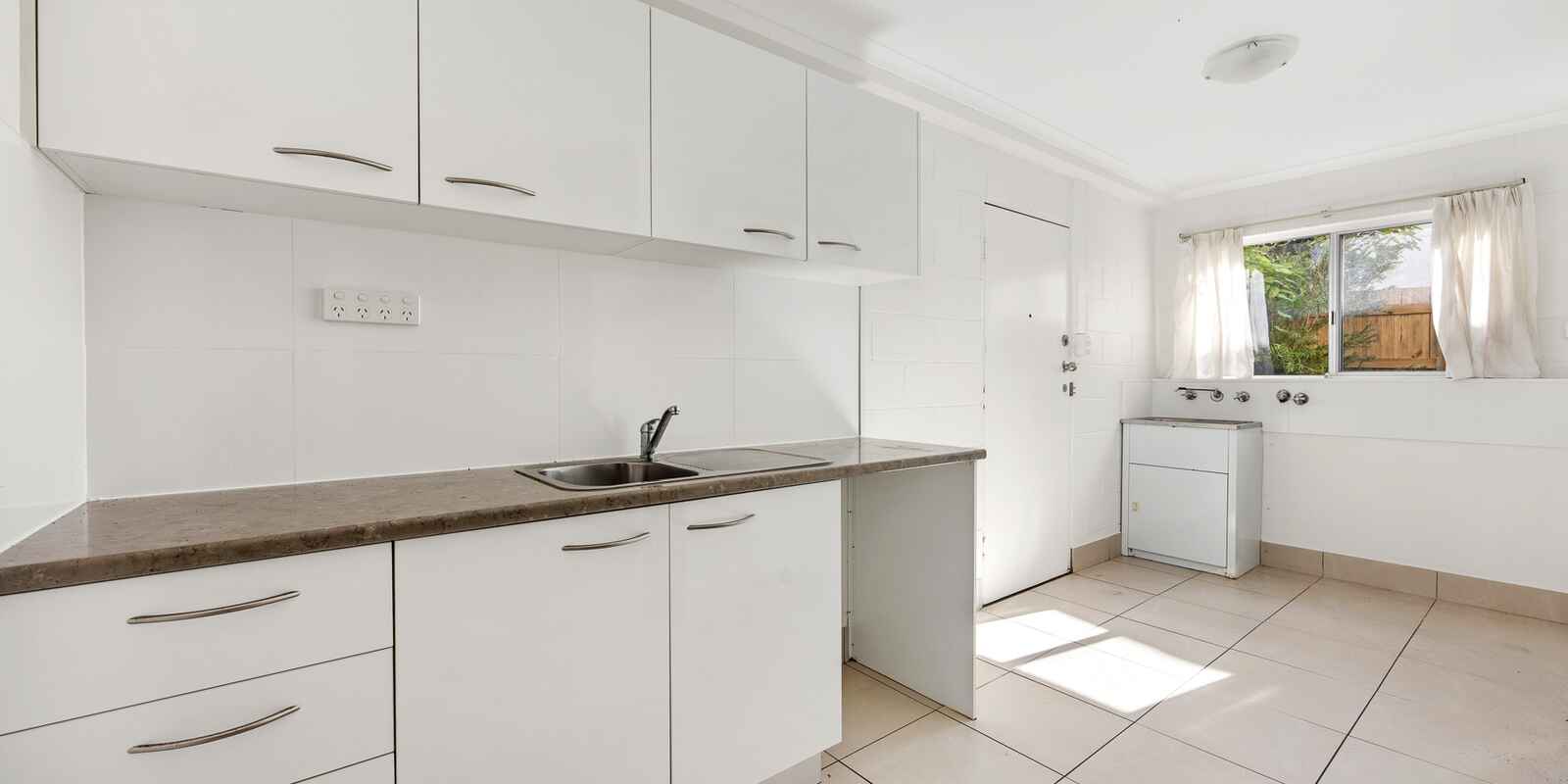 33 Pacific Avenue Sunshine Beach