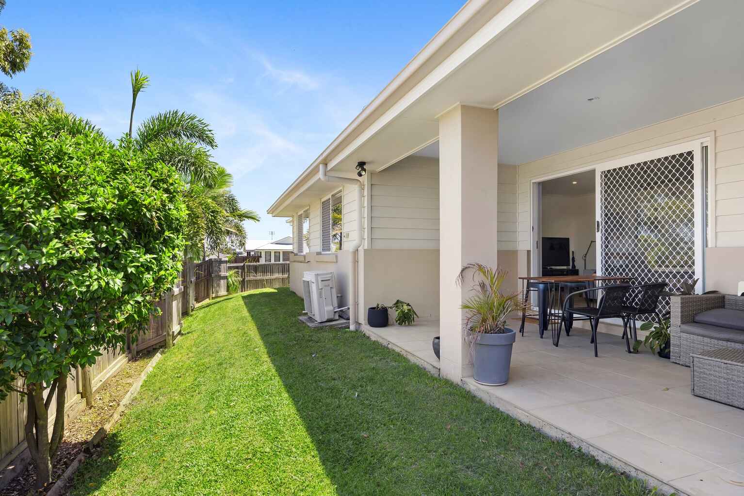 2/1 Feathertail Place Peregian Springs