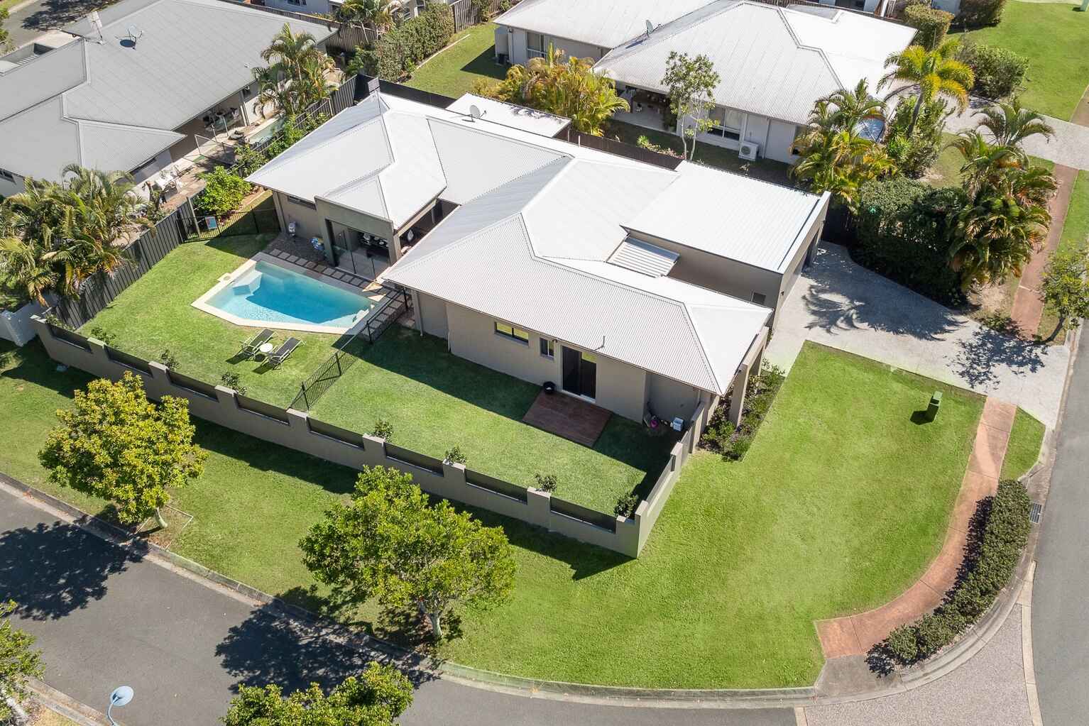 16 Selkirk Way Peregian Springs