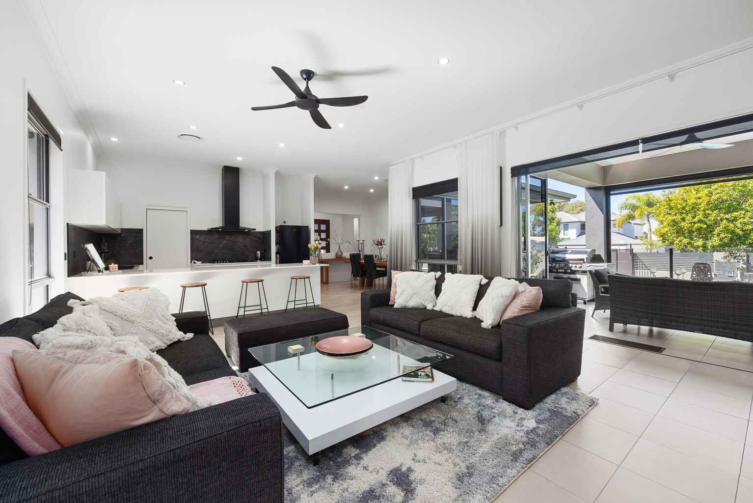 16 Selkirk Way Peregian Springs