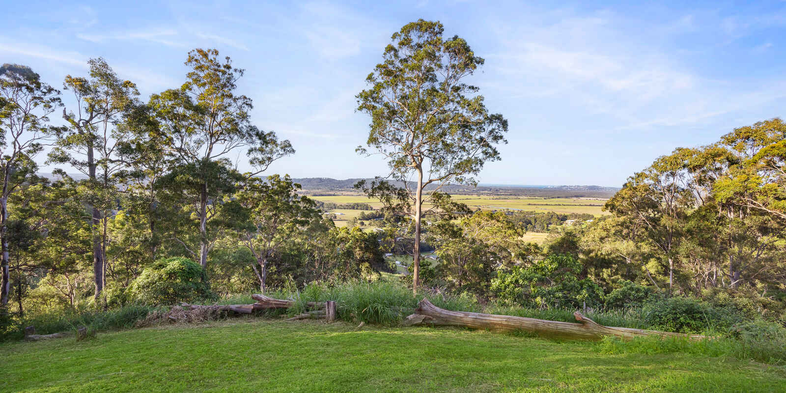 215 Ocean Vista Drive Maroochy River 215 Ocean Vista Drive Maroochy River