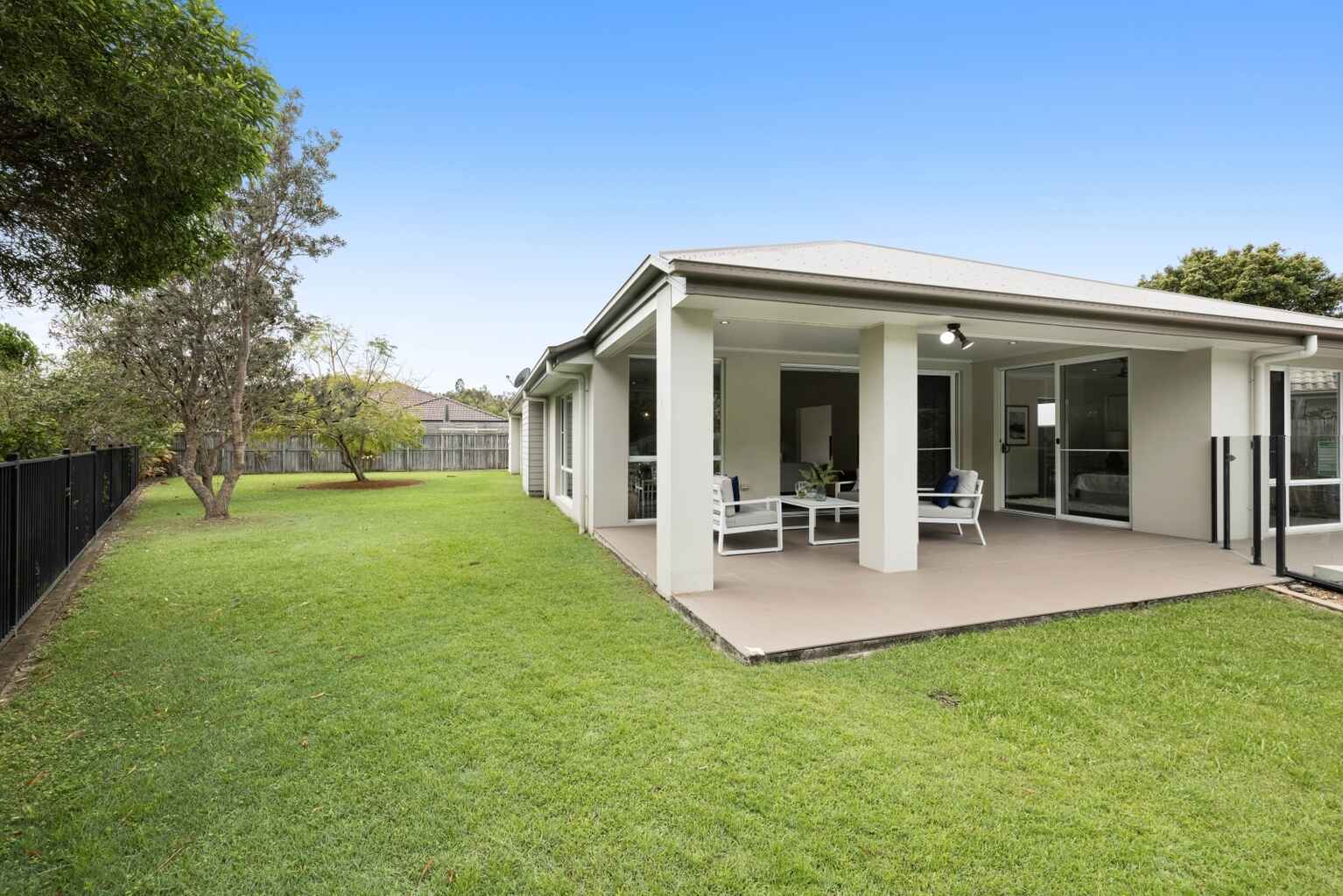 4 Hampton Court Peregian Springs