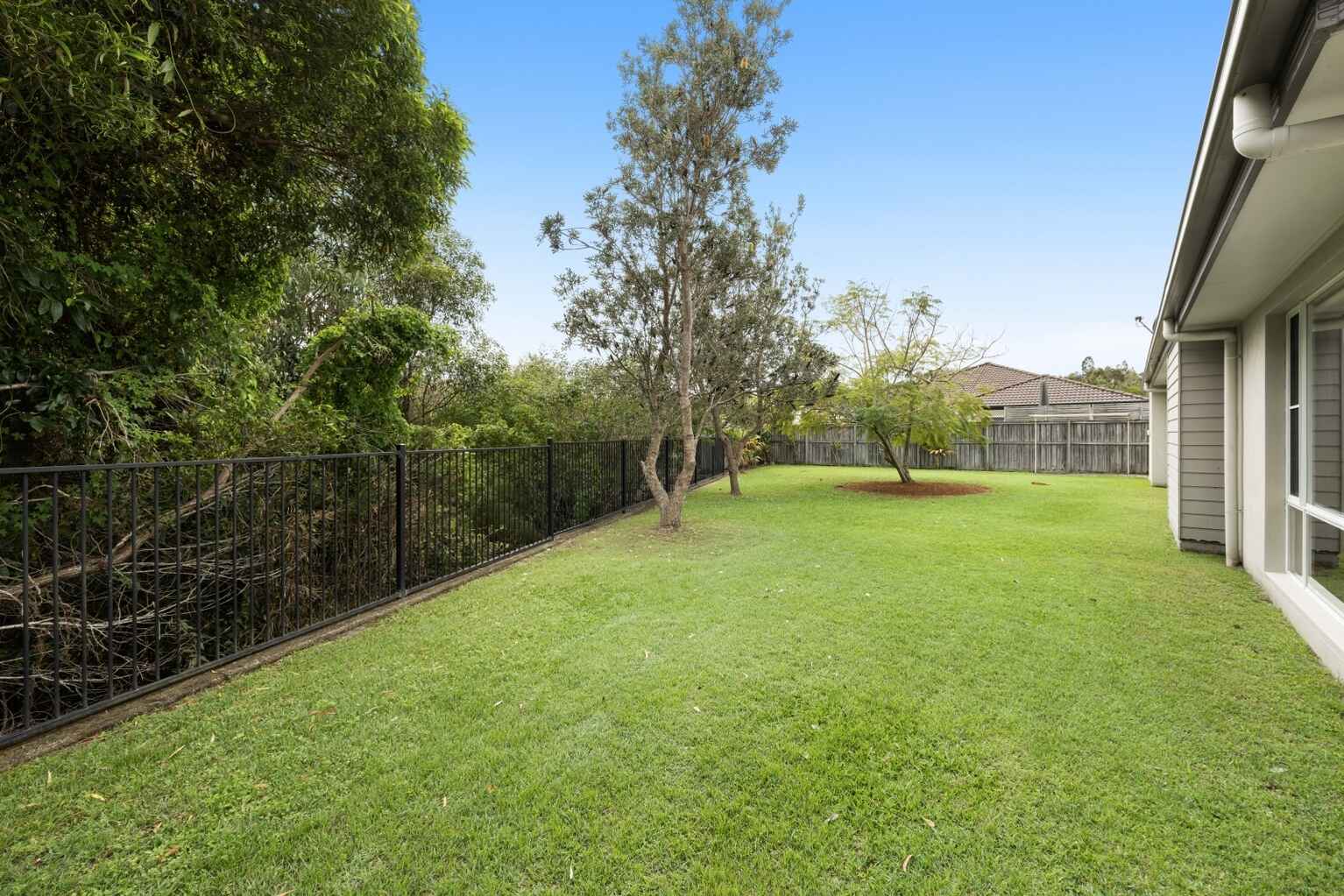 4 Hampton Court Peregian Springs