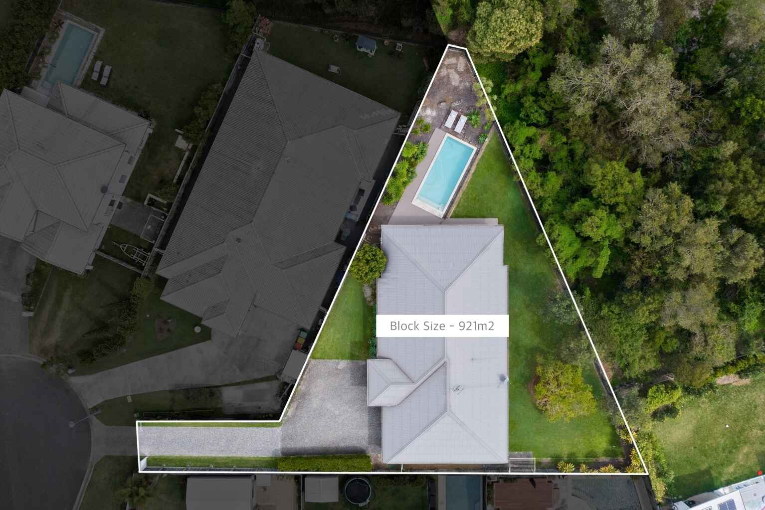 4 Hampton Court Peregian Springs