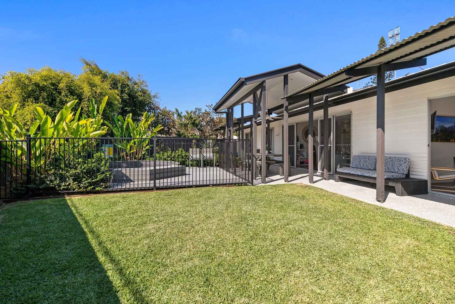 33 Yinneburra Street Yaroomba 33 Yinneburra Street Yaroomba