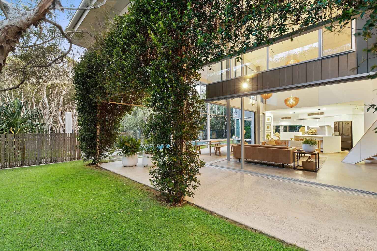 25 Whitehaven Parade Yaroomba