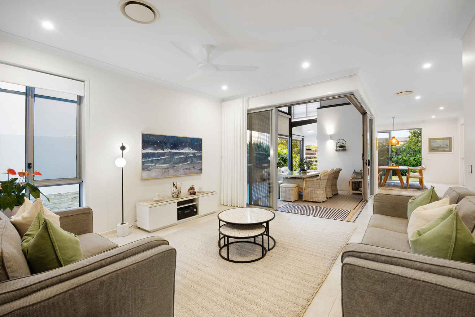 24 Cala Luna Parade Yaroomba 24 Cala Luna Parade Yaroomba