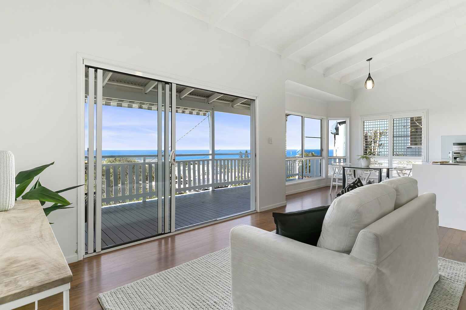 1568 David Low Way Point Arkwright