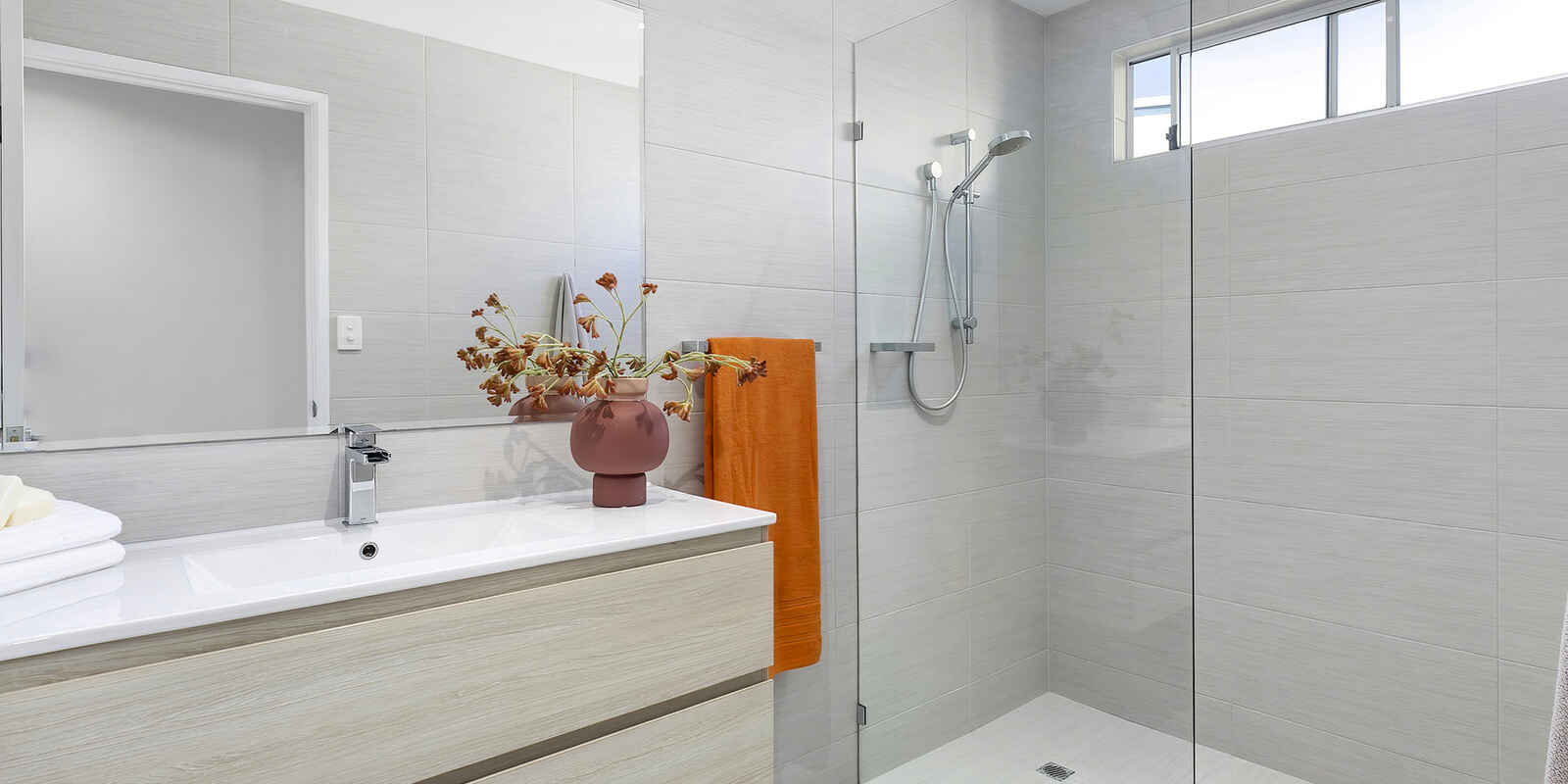 1568 David Low Way Point Arkwright