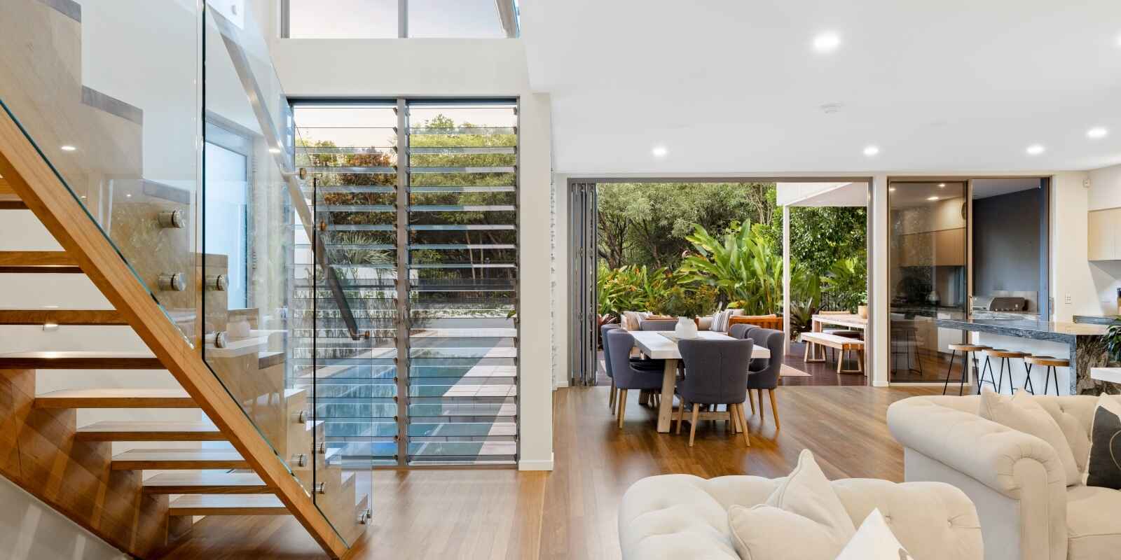 5 Whitehaven Parade Yaroomba 5 Whitehaven Parade Yaroomba