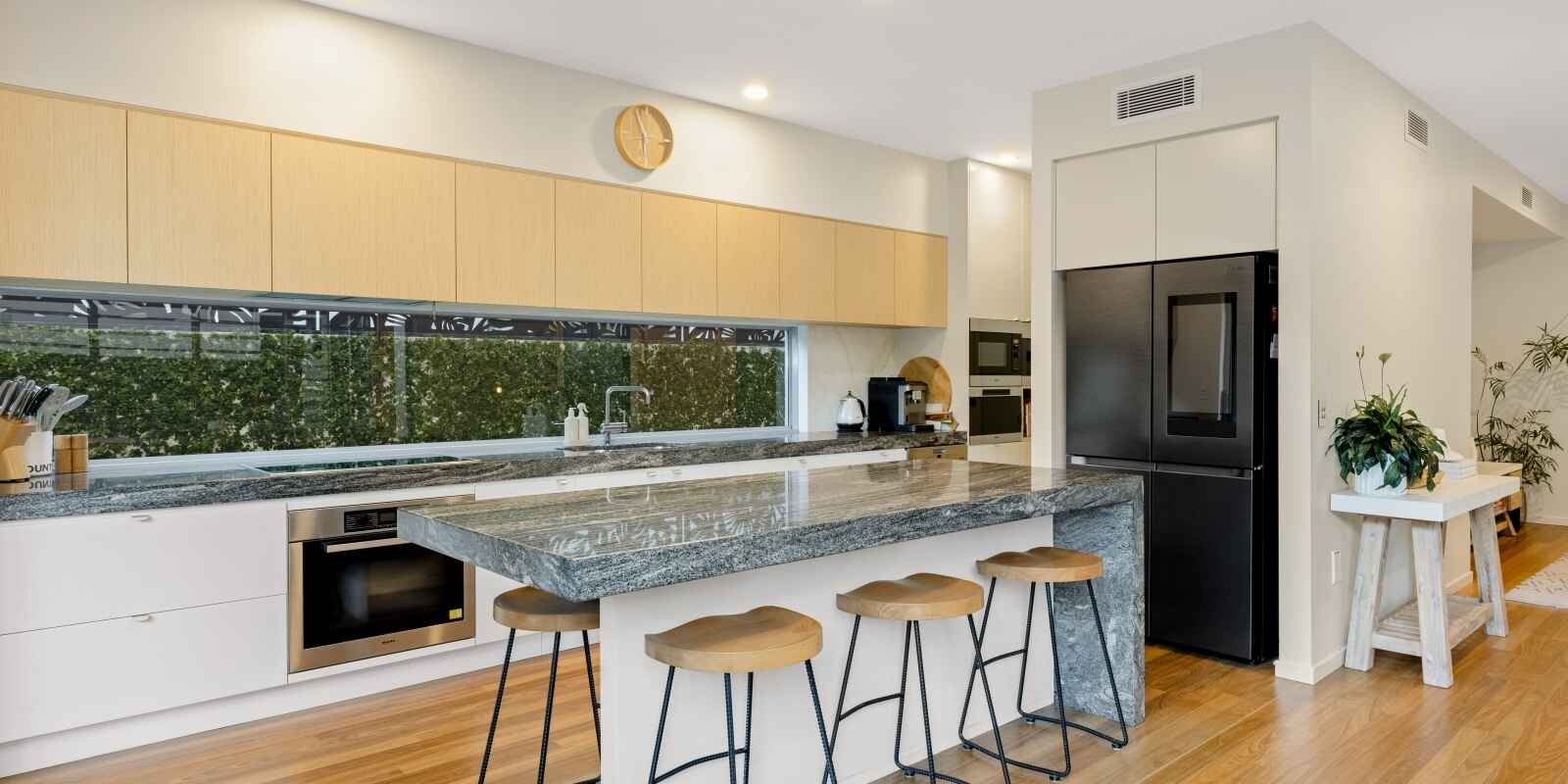 5 Whitehaven Parade Yaroomba 5 Whitehaven Parade Yaroomba