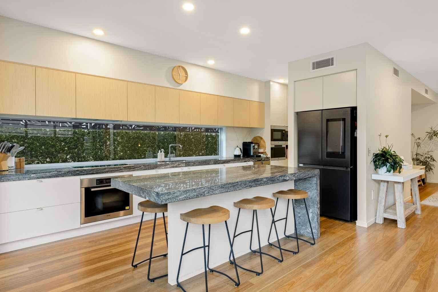 5 Whitehaven Parade Yaroomba 5 Whitehaven Parade Yaroomba