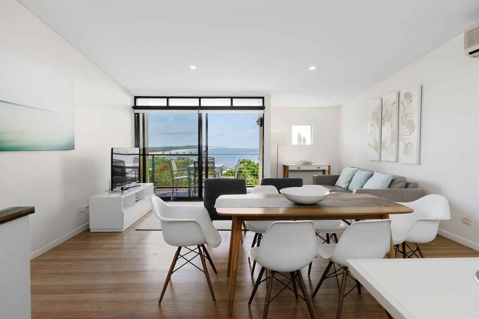 27/1 Bay Terrace Coolum Beach