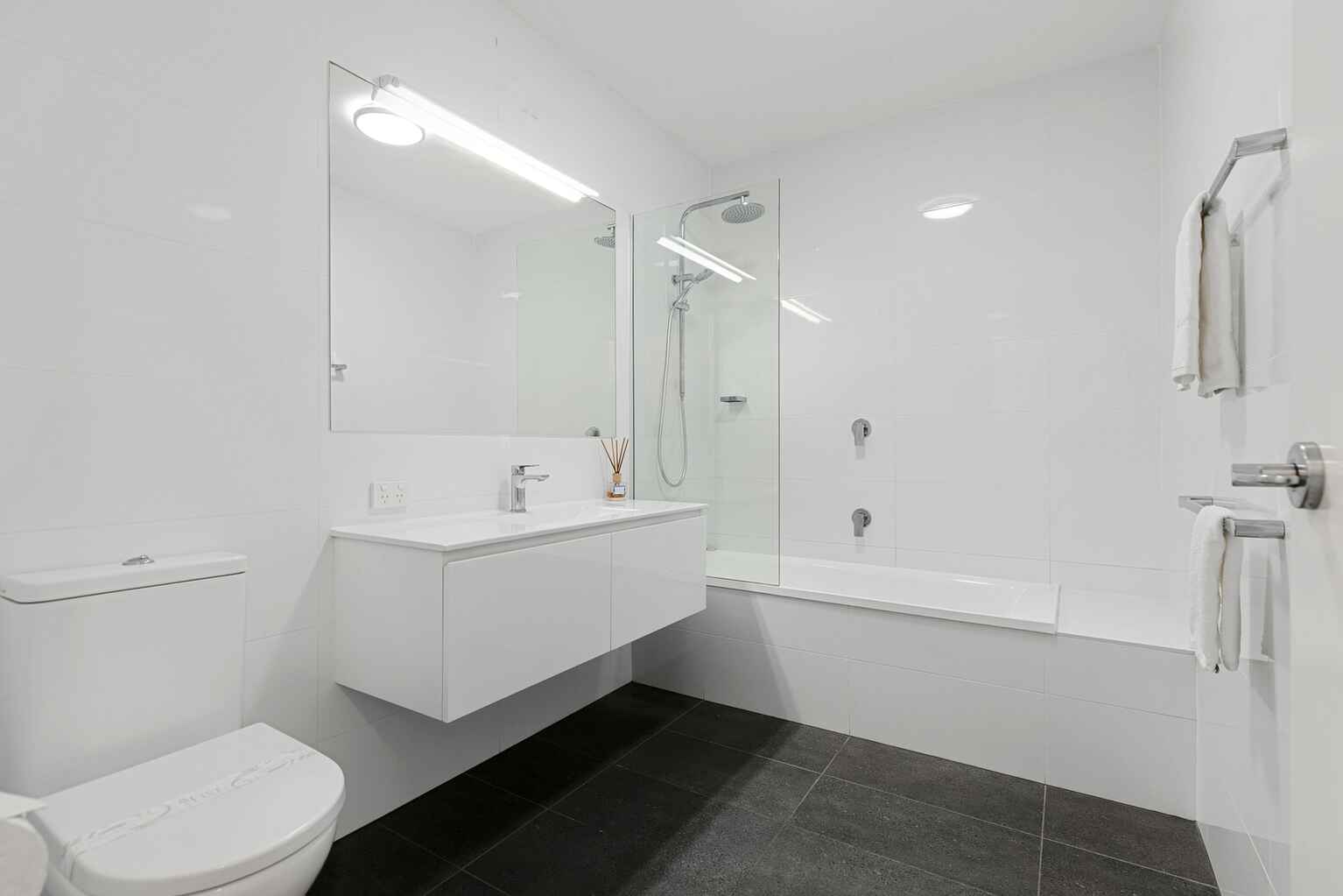 27/1 Bay Terrace Coolum Beach