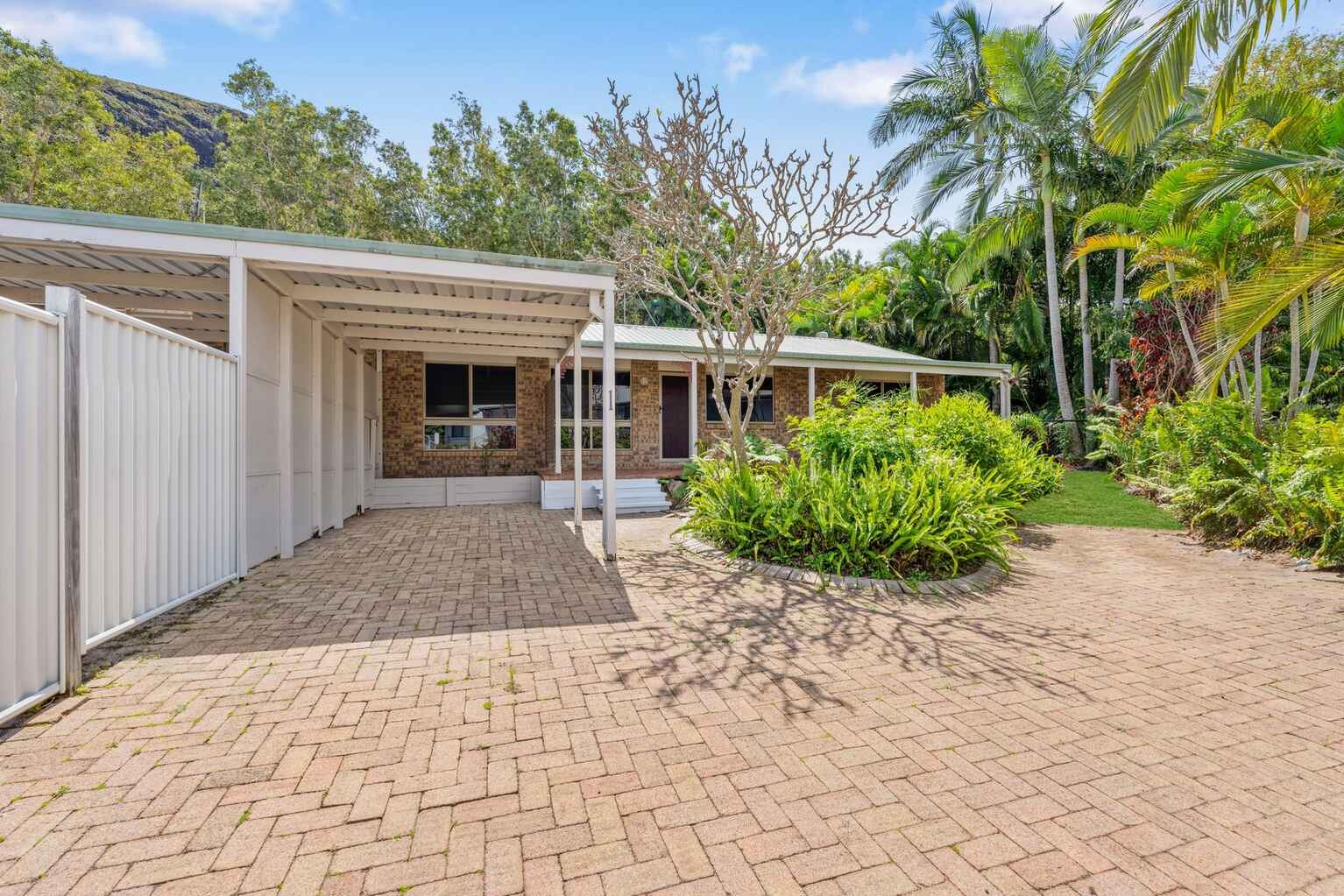 1/10 Wales Court Mount Coolum 1/10 Wales Court Mount Coolum