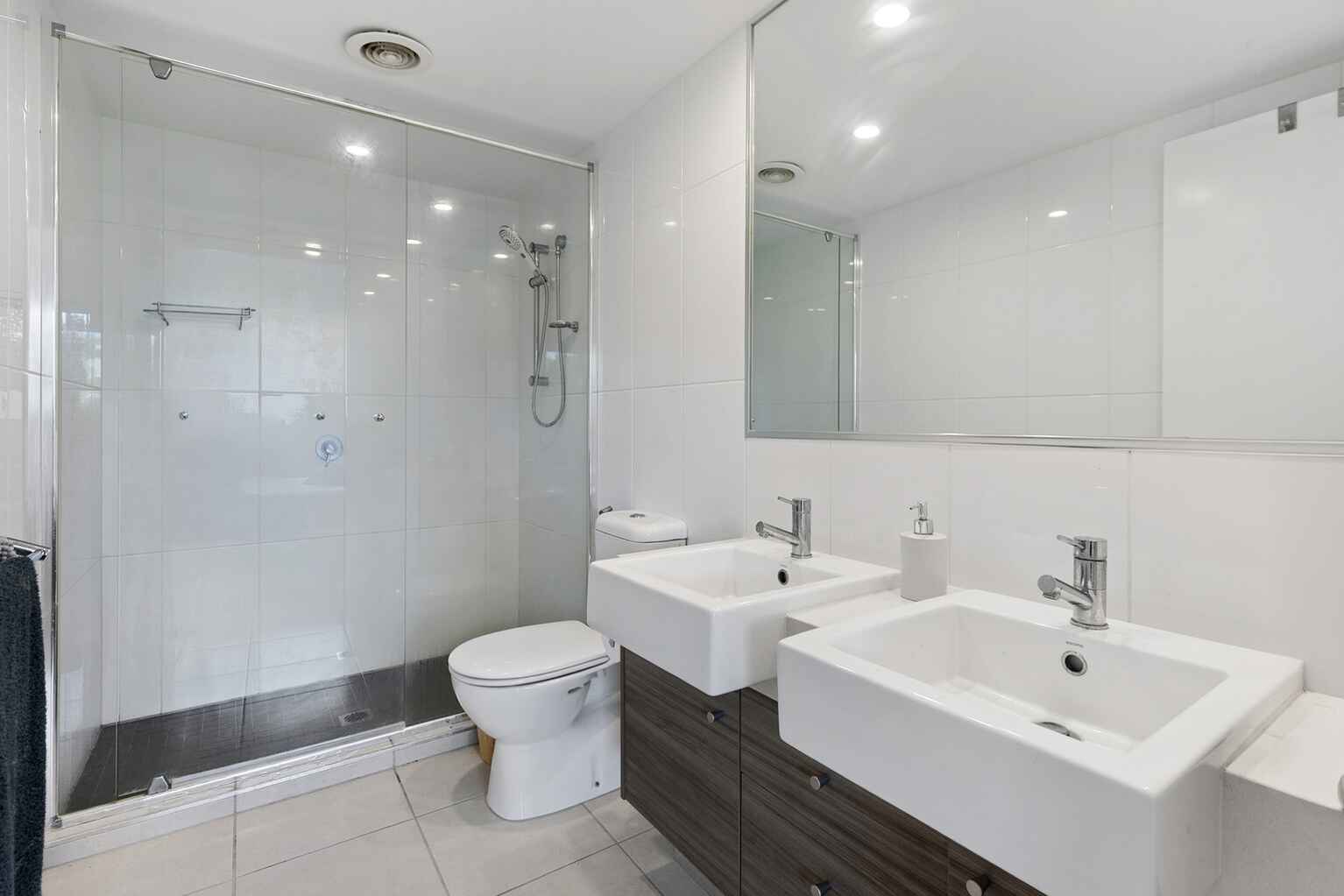 2104/27 Boardwalk Boulevard Mount Coolum