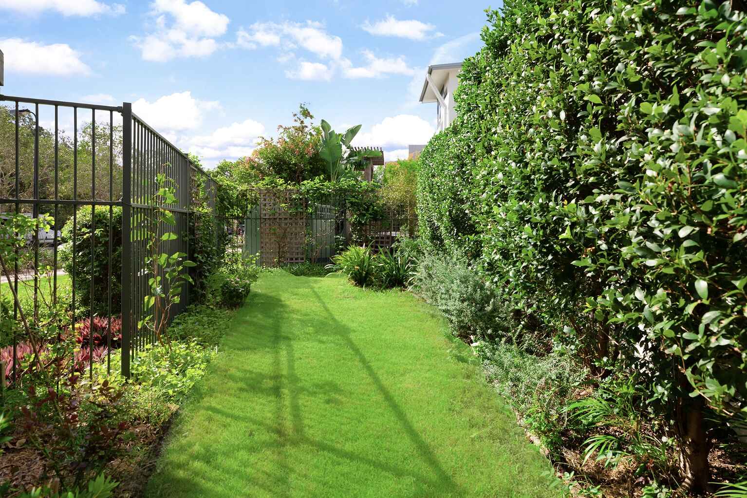 2104/27 Boardwalk Boulevard Mount Coolum