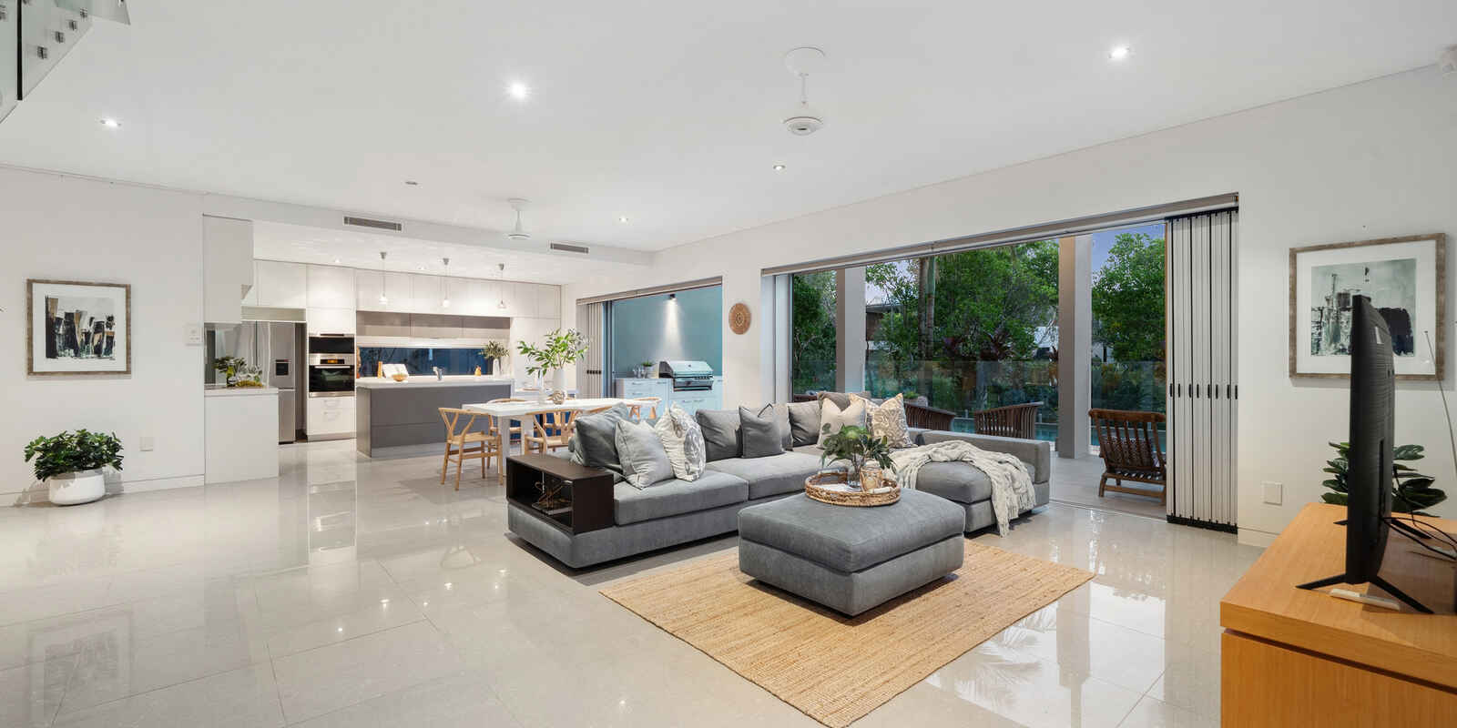 2 Whitehaven Parade Yaroomba