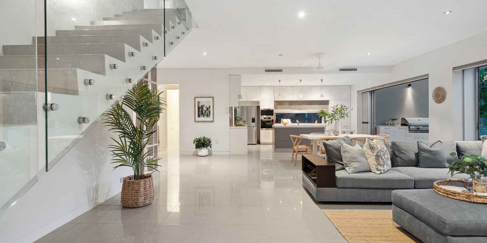 2 Whitehaven Parade Yaroomba