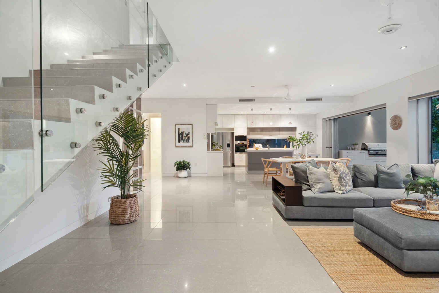 2 Whitehaven Parade Yaroomba