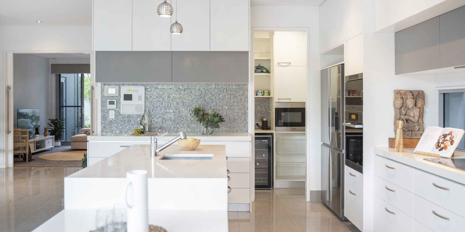 2 Whitehaven Parade Yaroomba