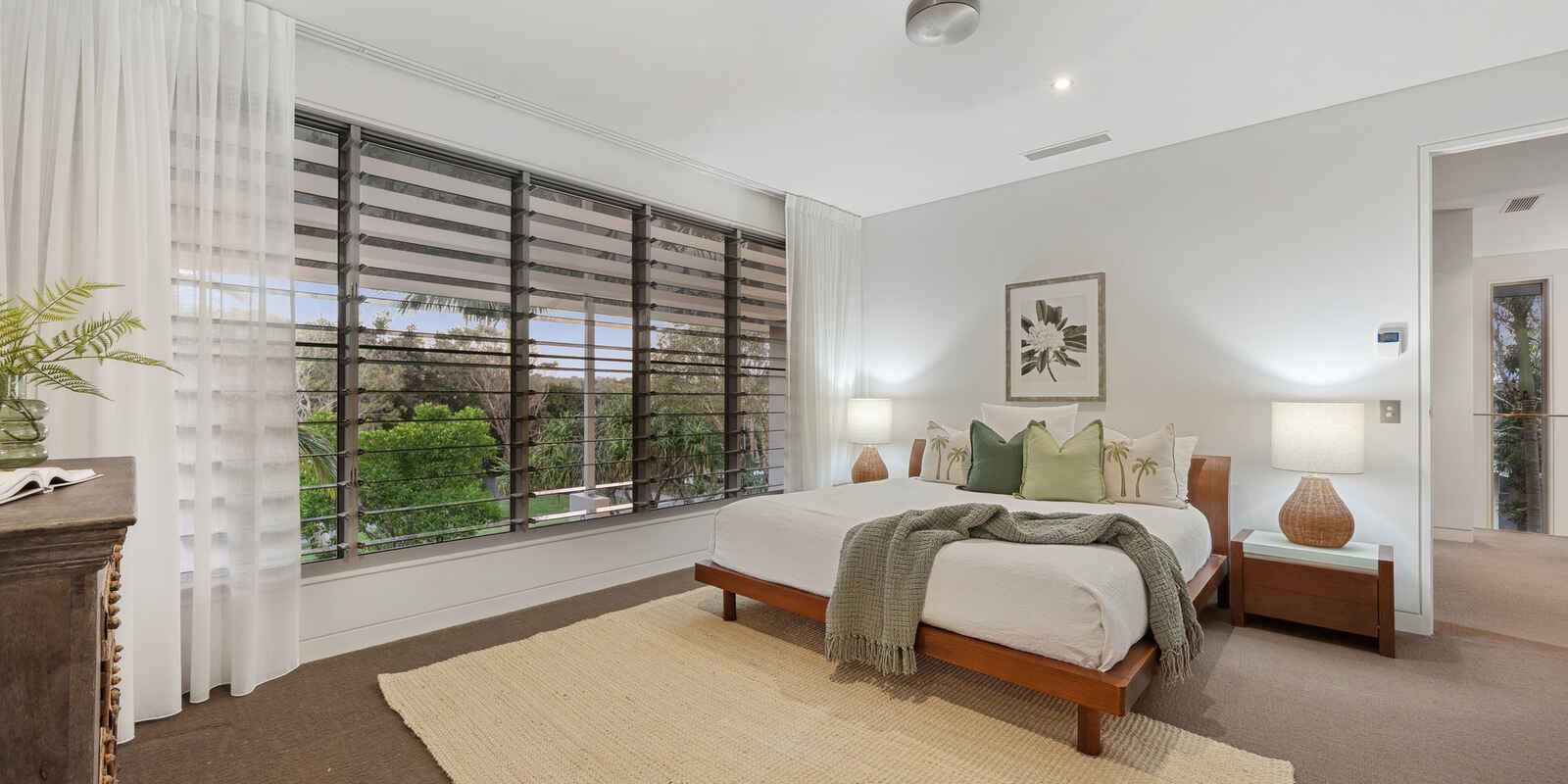 2 Whitehaven Parade Yaroomba