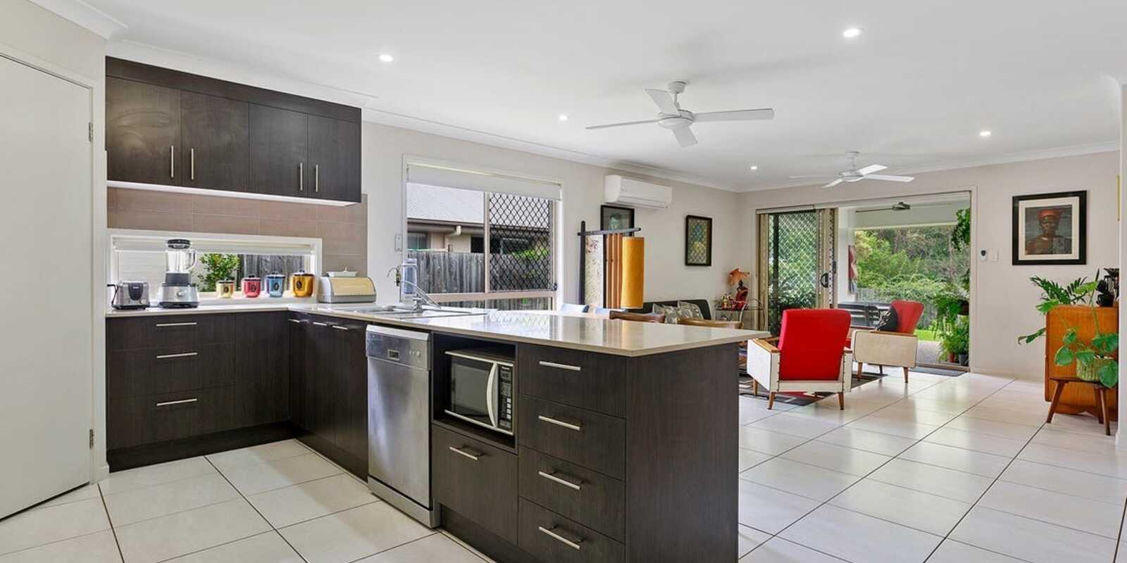 64 Sandhurst Crescent Peregian Springs 64 Sandhurst Crescent Peregian Springs