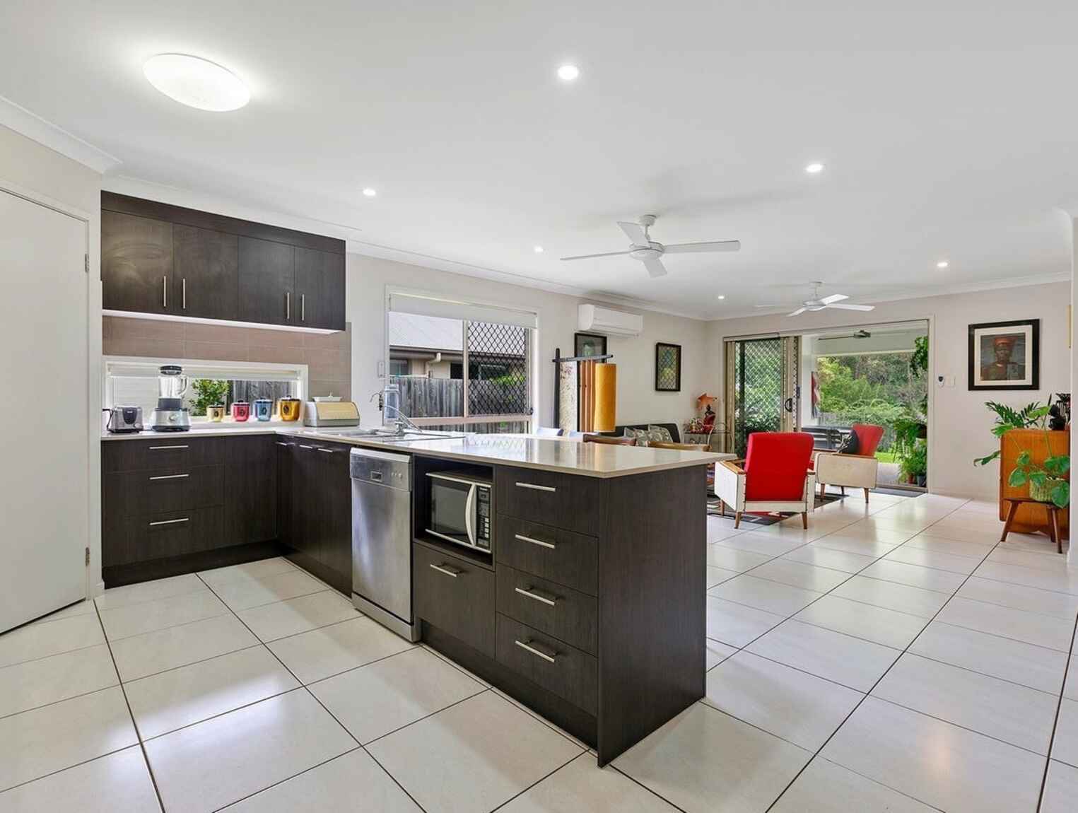 64 Sandhurst Crescent Peregian Springs 64 Sandhurst Crescent Peregian Springs