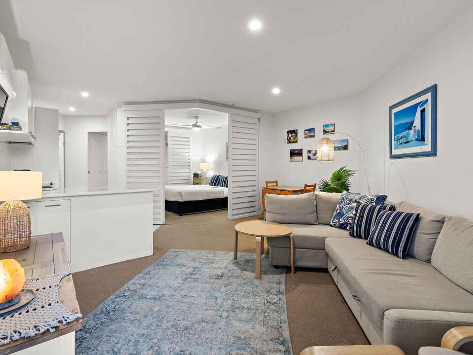 4/1768 David Low Way Coolum Beach