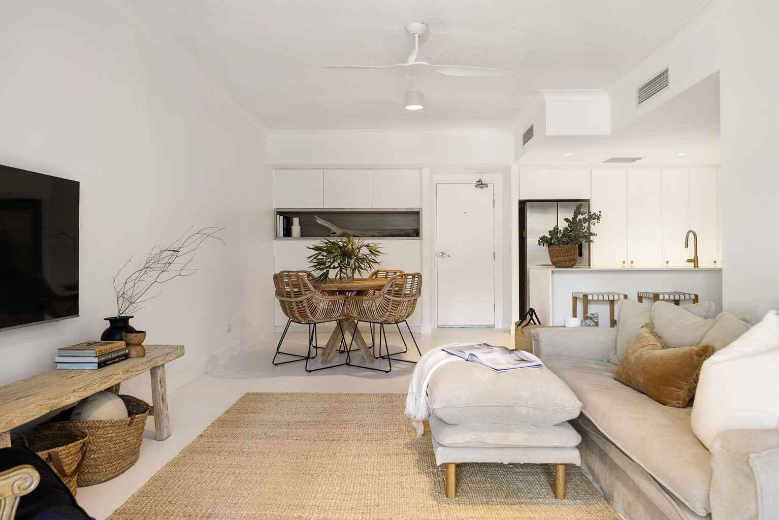 1106/27 Boardwalk Boulevard Mount Coolum