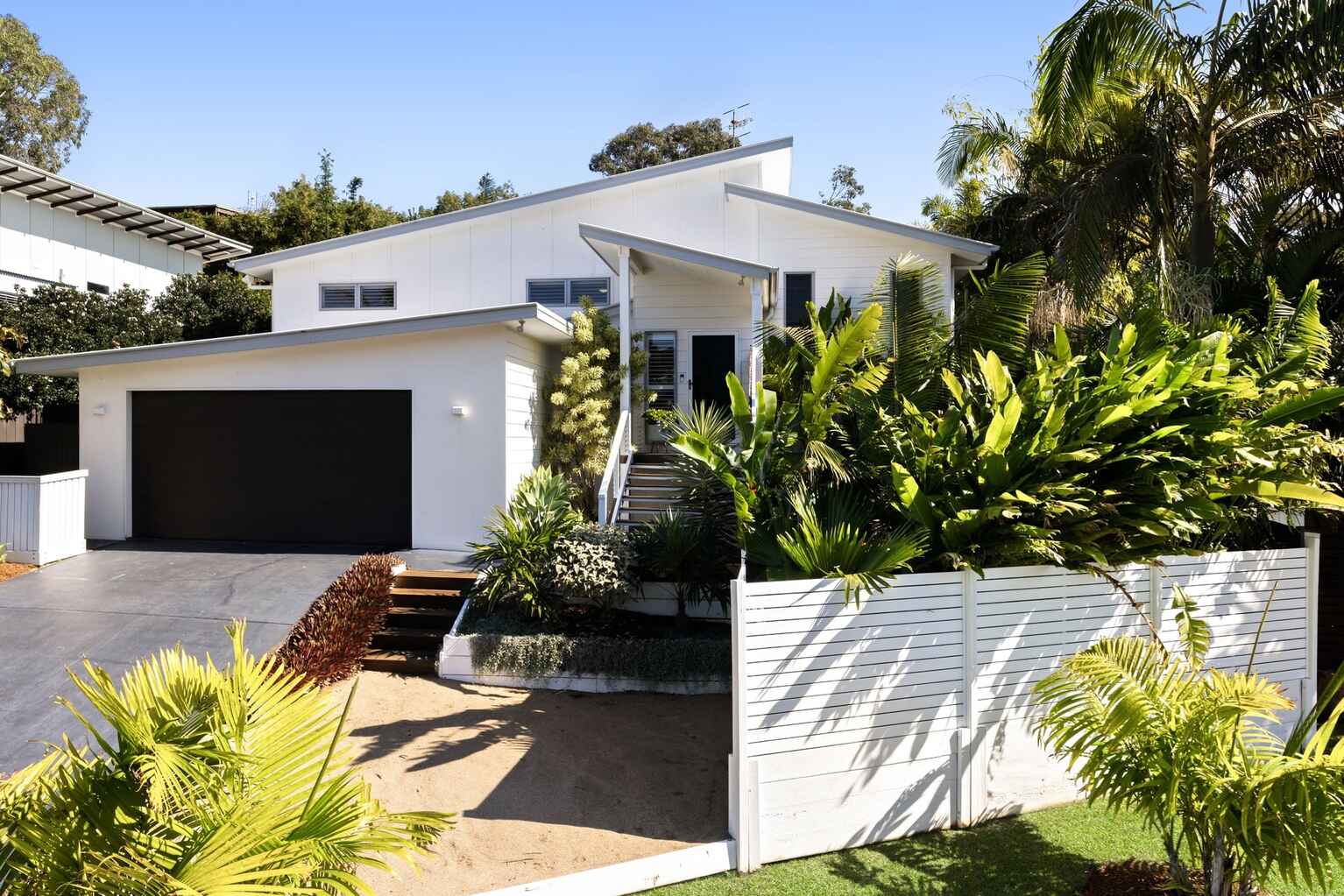 23 Tolkien Place Coolum Beach