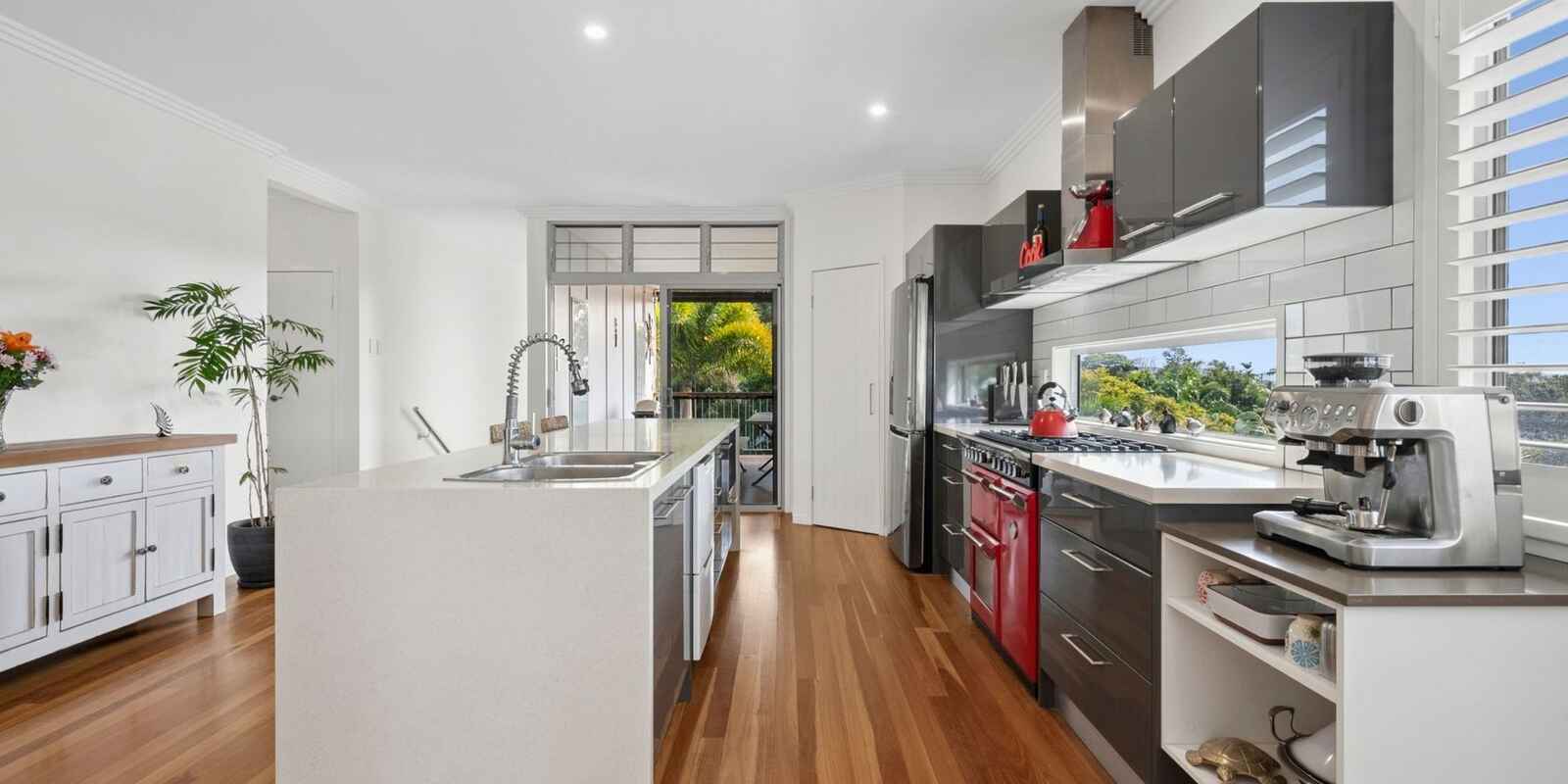 6 Coral Place Mount Coolum
