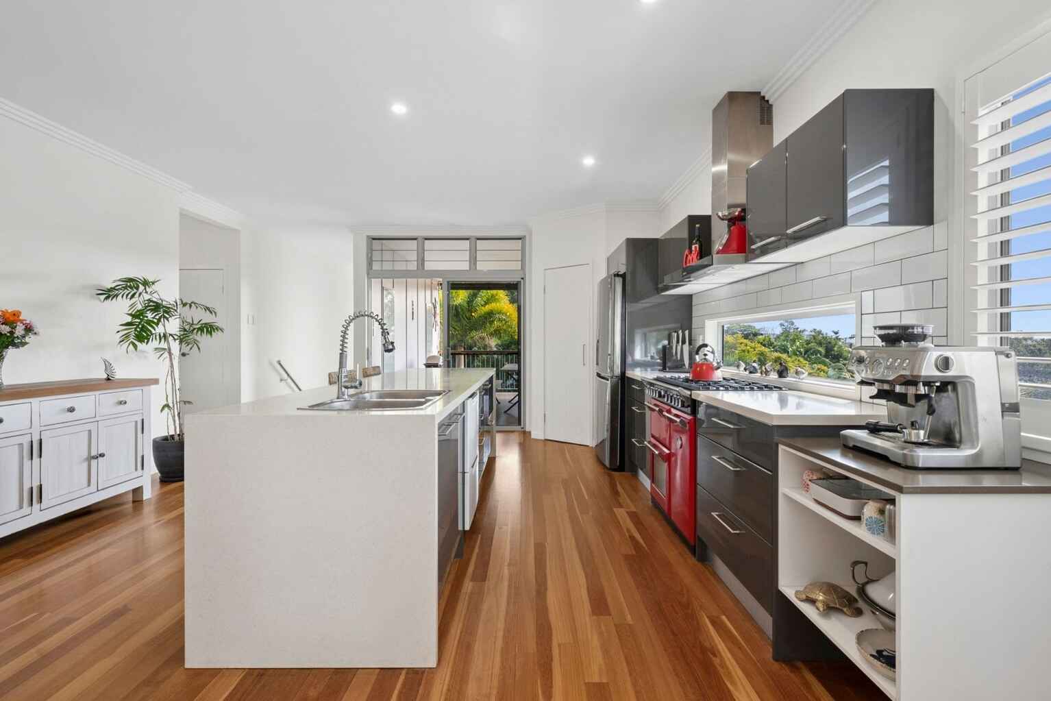 6 Coral Place Mount Coolum