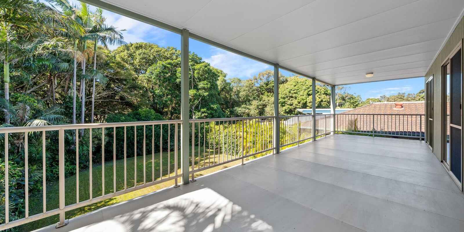 18 Warran Road Yaroomba