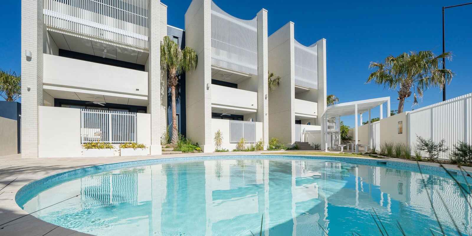 25/6 Barrel Street Bokarina