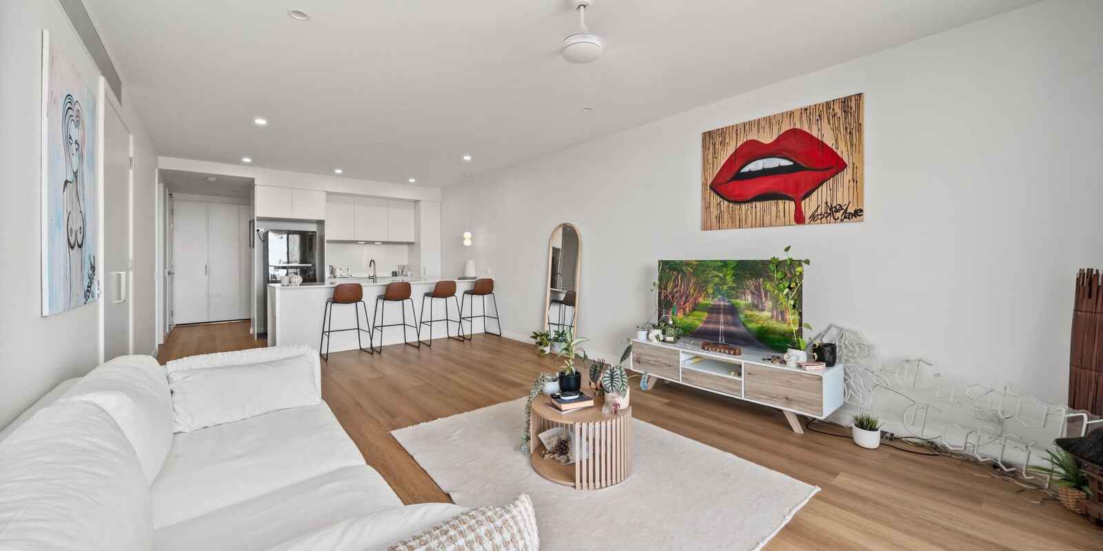 25/6 Barrel Street Bokarina