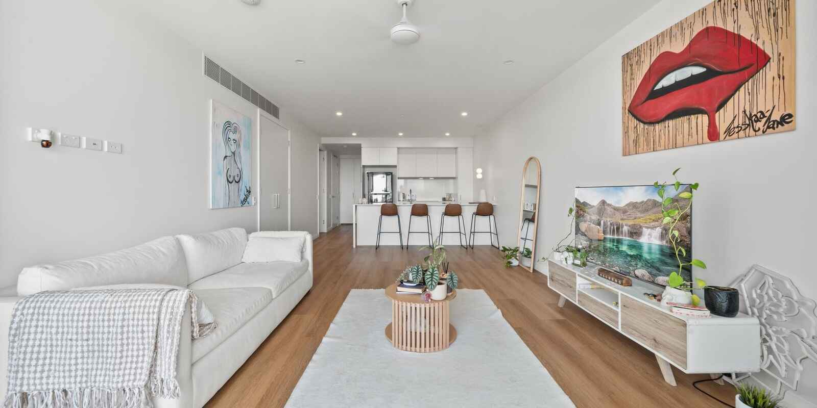 25/6 Barrel Street Bokarina