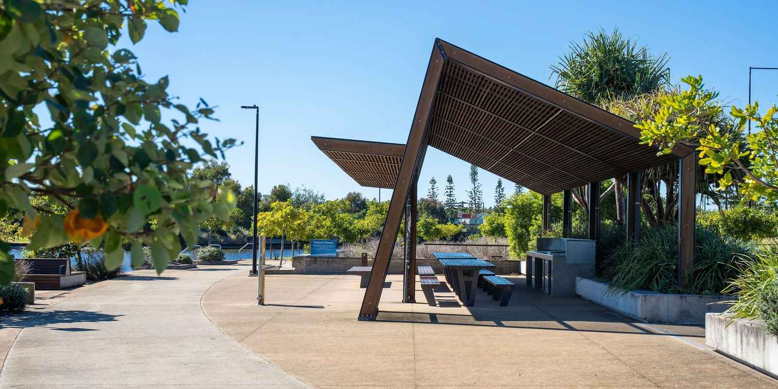 25/6 Barrel Street Bokarina