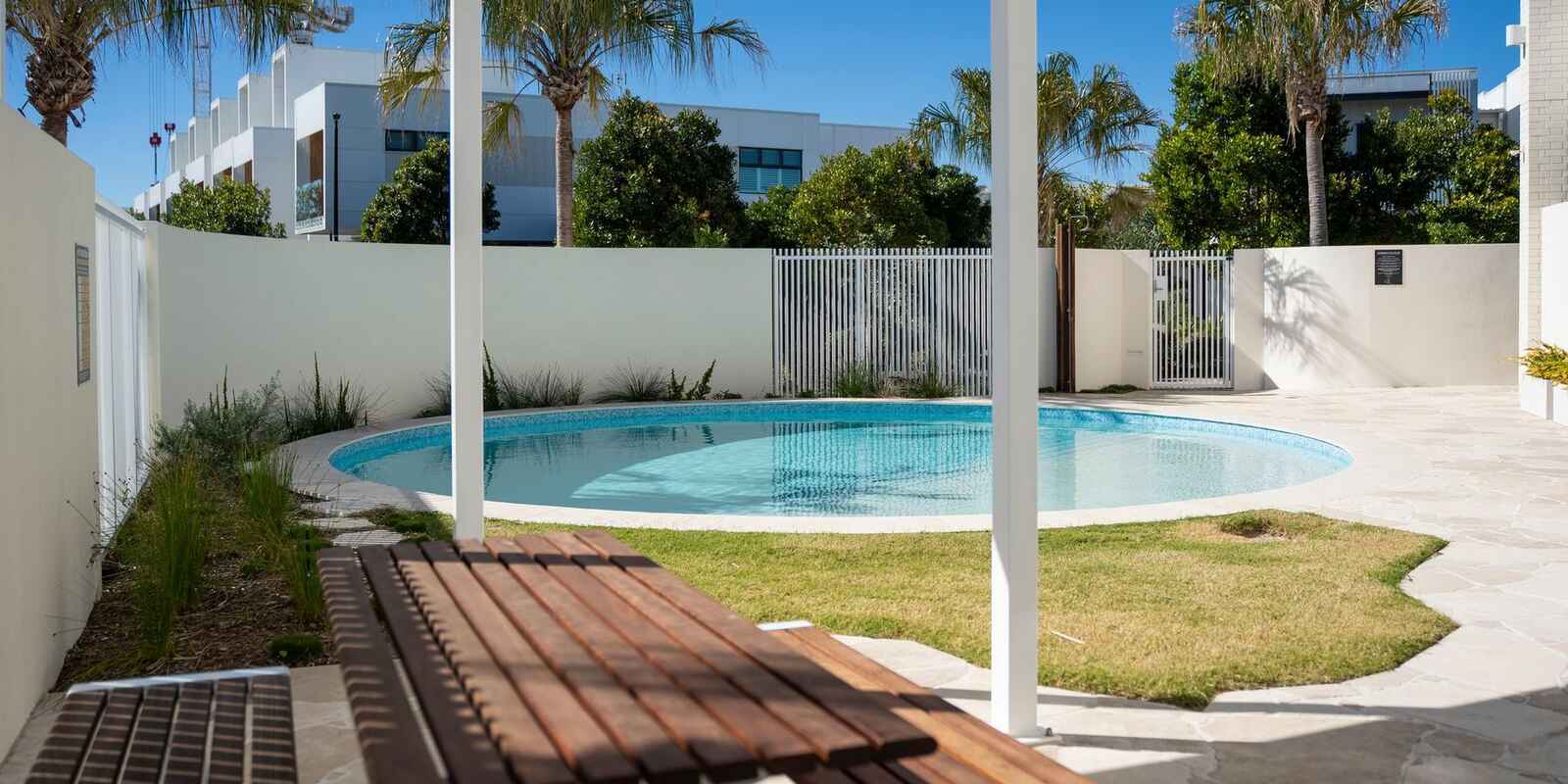 25/6 Barrel Street Bokarina