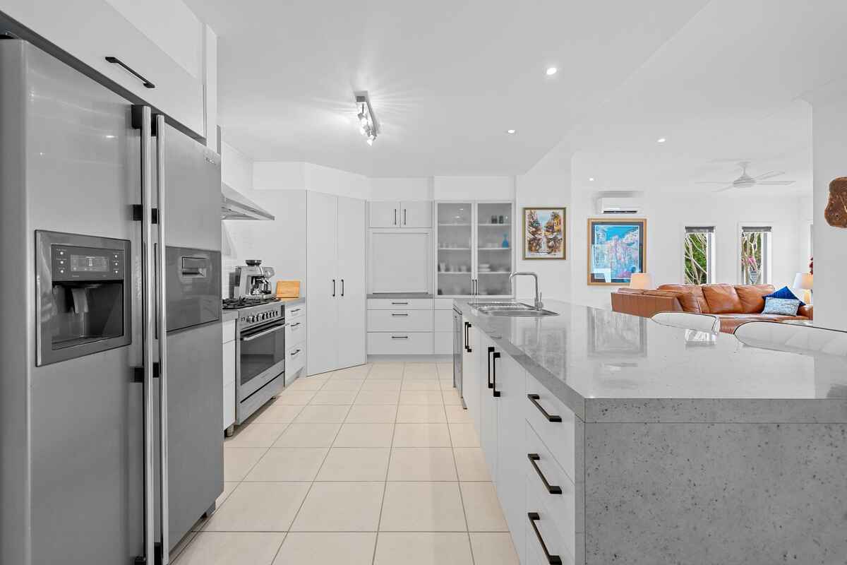 2 Crestview Drive Peregian Springs 2 Crestview Drive Peregian Springs