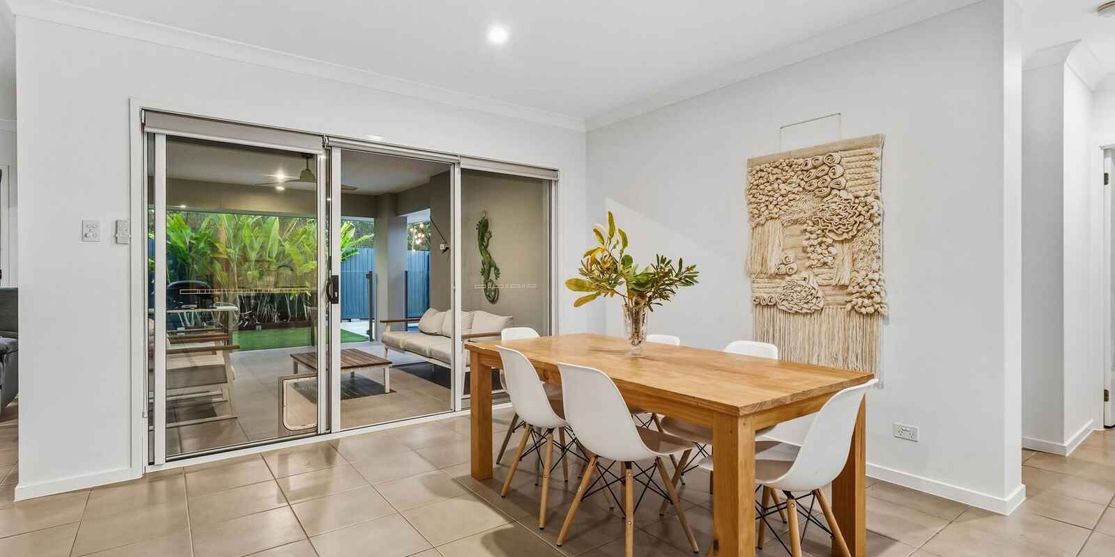 10 Tomoka Close Peregian Springs